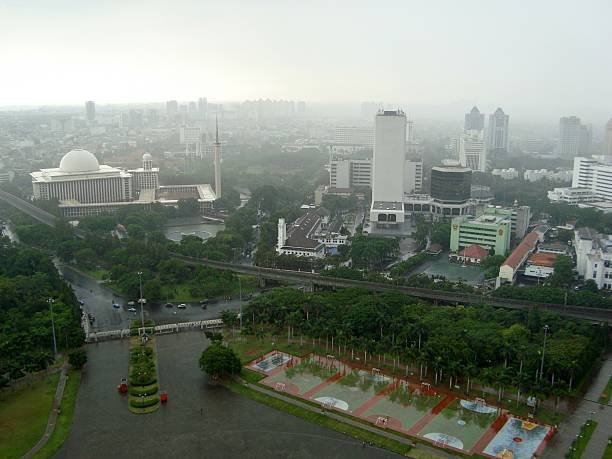Waspada Hujan, Ini Prakiraan Cuaca Jakarta 22 Maret 2026