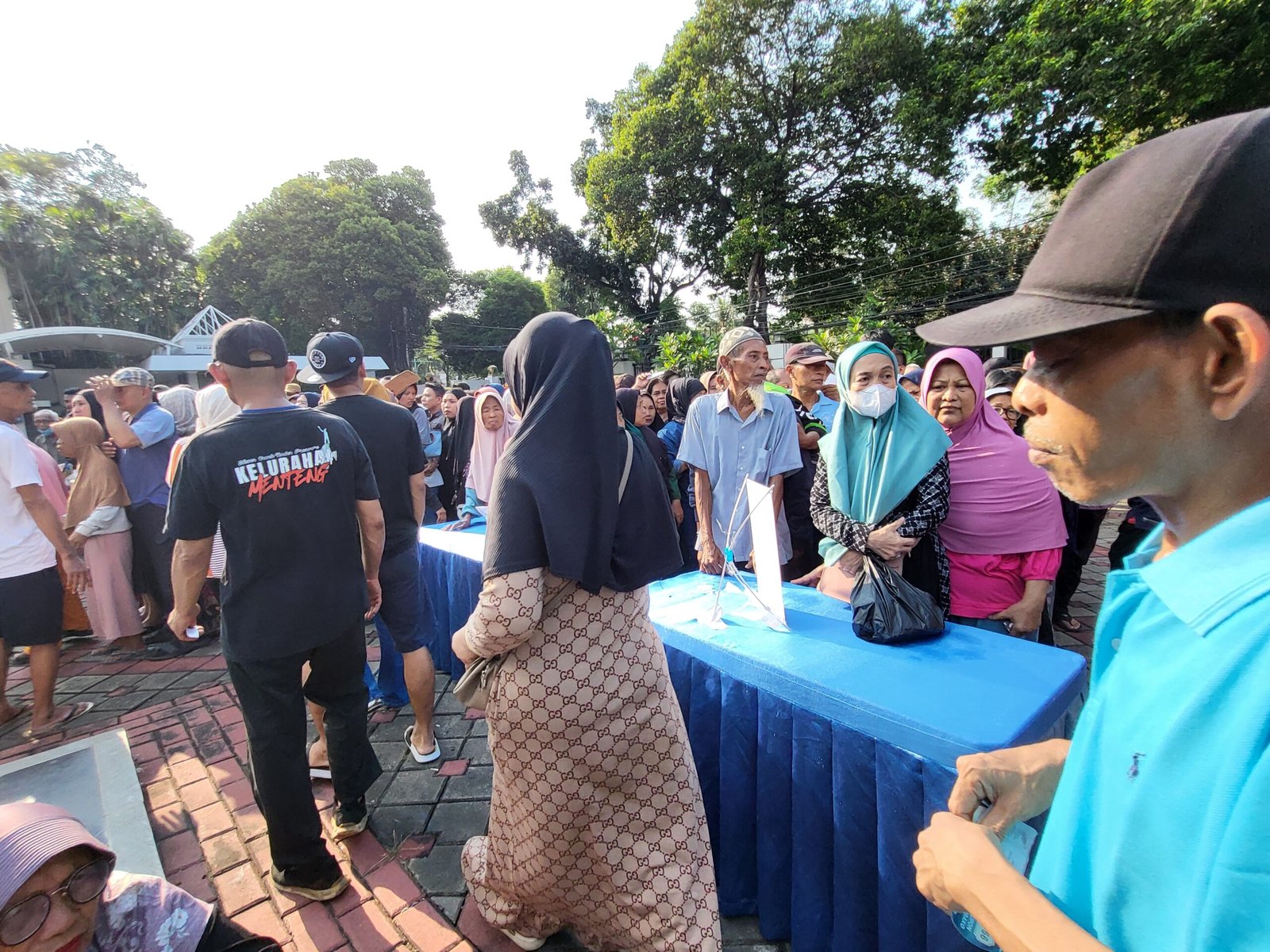 2.000 Paket Sembako Dibagikan di Menteng, Menteri PKP Dorong Penataan Kawasan