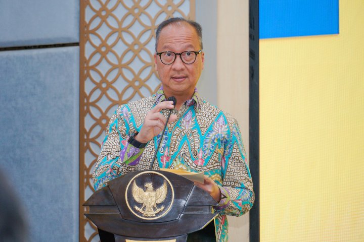Pemerintah Sepakati Investasi Apple di Indonesia, Iphone 16 Siap Beredar?