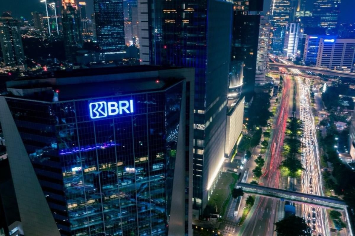 BRI Pastikan Layanan E-Channel dan AgenBRILink Tetap Siaga Selama Libur Panjang Mei 2025