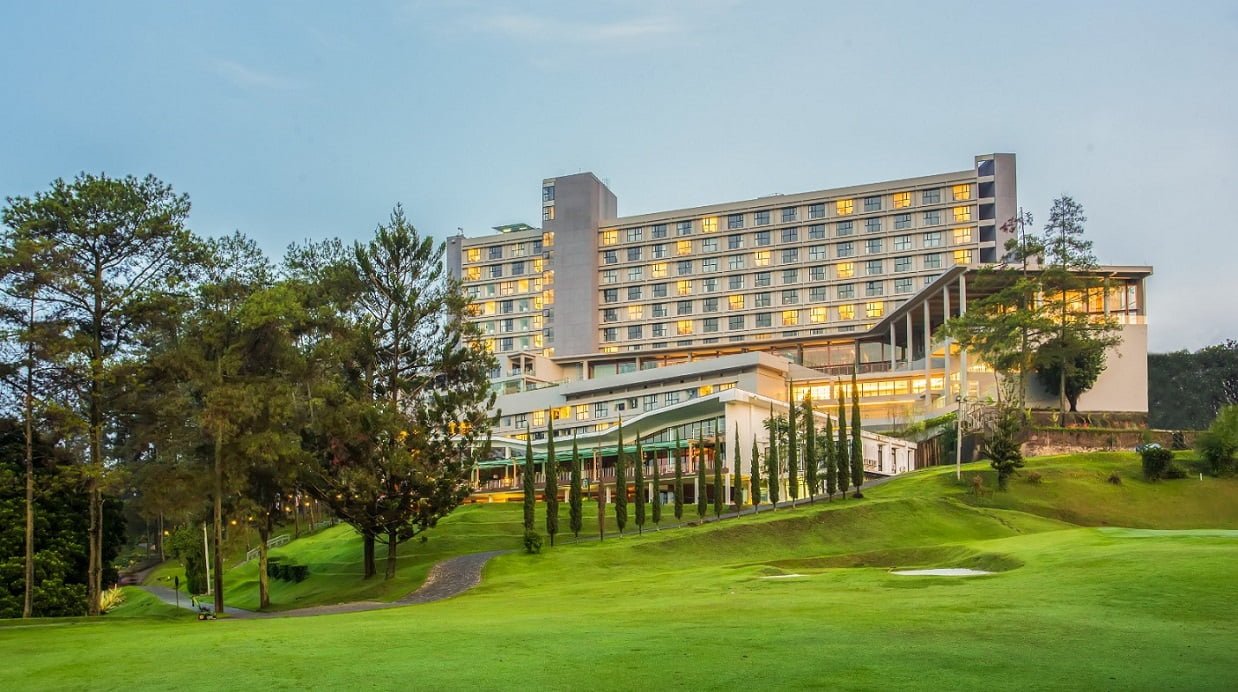 Swiss-Belresot Dago Heritage Tempat Staycation Sambil Golf