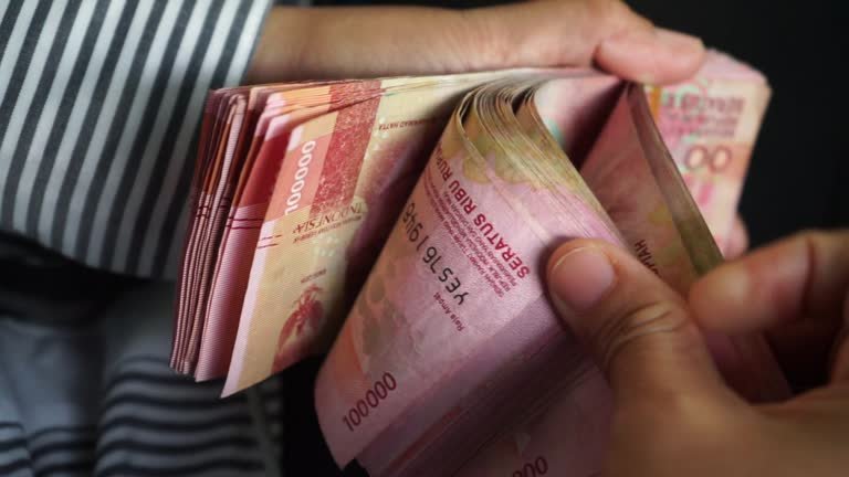 Pemerintah Mulai Salurkan BLT Kesra 2025, Rp1,5 Juta per Keluarga untuk 35 Juta Penerima