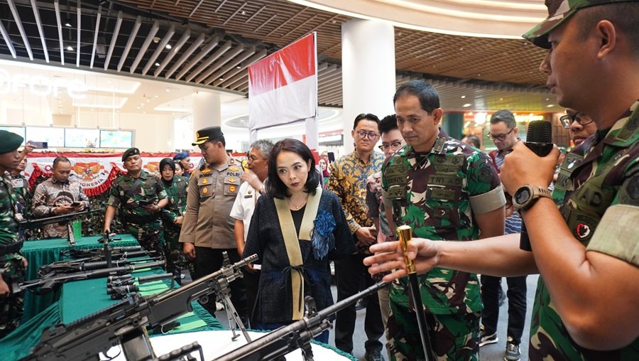 Ada Pameran Alutsista di Living World Kota Wisata