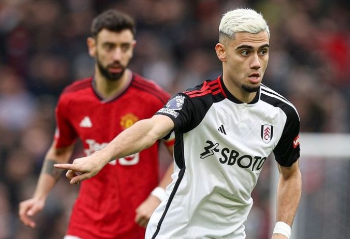 Pecah Telur! Man United Tumbang 2-1 dari Fulham, Erik Ten Hag: Satu Pemain Salah Posisi