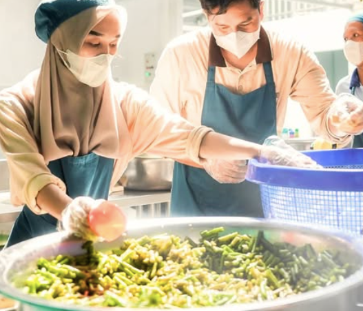 Pemerintah Pastikan Program Makan Bergizi Gratis Tetap Berjalan Tanpa Bantuan Asing