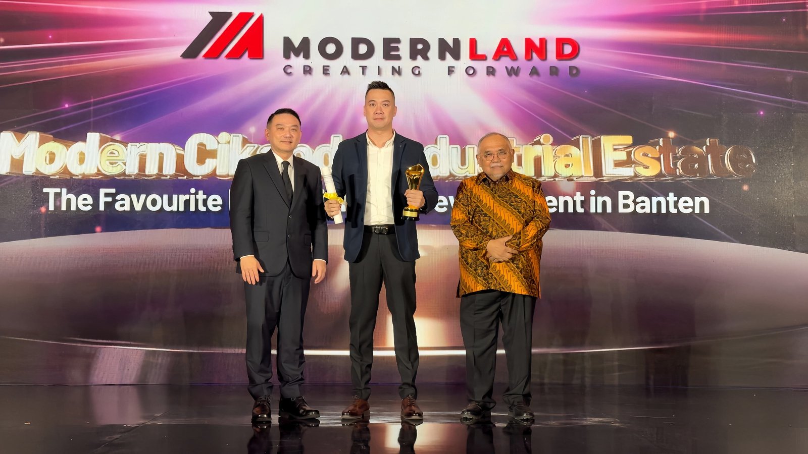 PT Modern Industrial Estat Raih Penghargaan Properti Indonesia Award 2024
