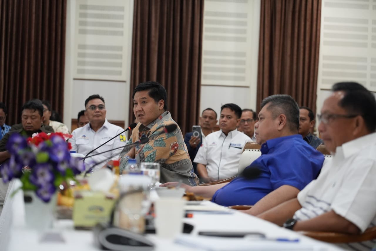 Pemerintah Ajak OJK dan Perbankan Cari Solusi Terkait SLIK yang Hambat Kepemilikan Rumah