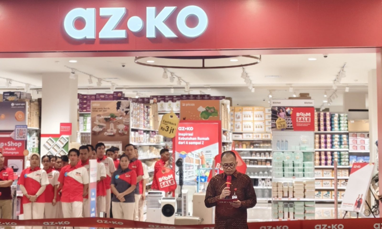 Suzuya Merdeka Mall Dilengkapi Toko AZKO
