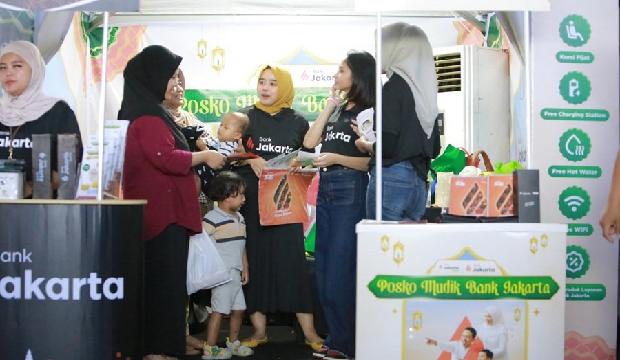 Posko Mudik Bank Jakarta di Rest Area KM 429 Semarang