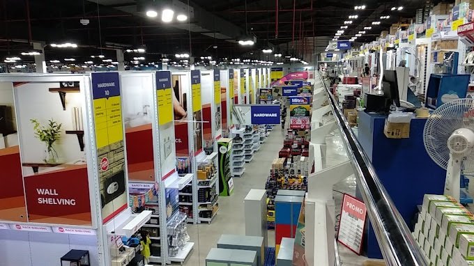 Pedagang Bahan Bangunan Ini Raup Pendapatan Rp17,27&nbsp;Triliun