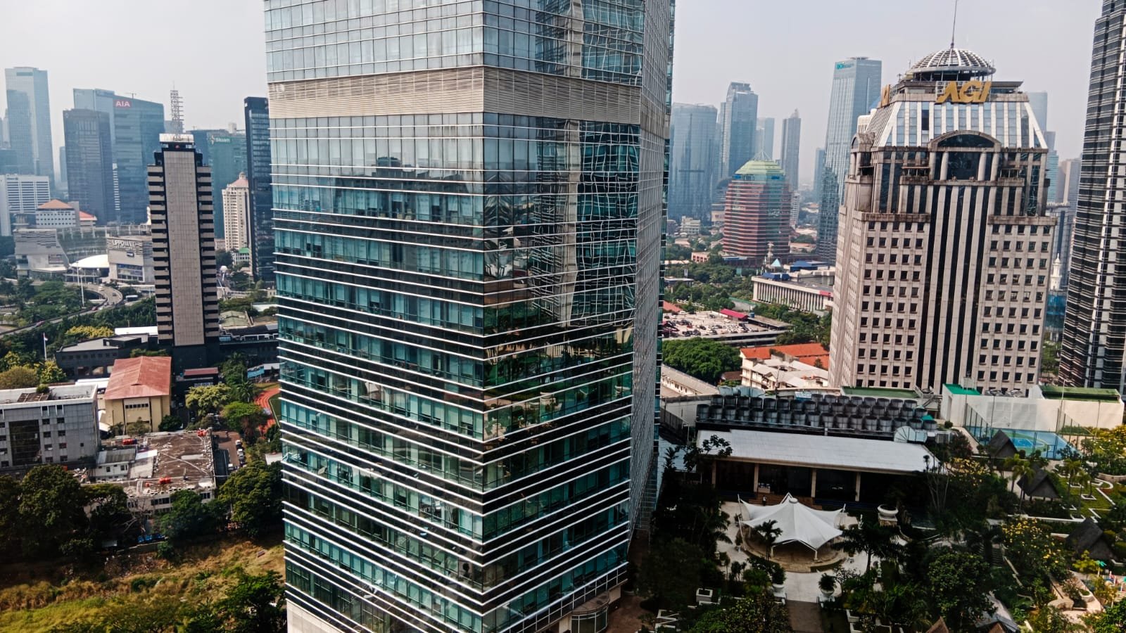 Potret Okupansi Gedung Perkantoran di Jalur Transportasi