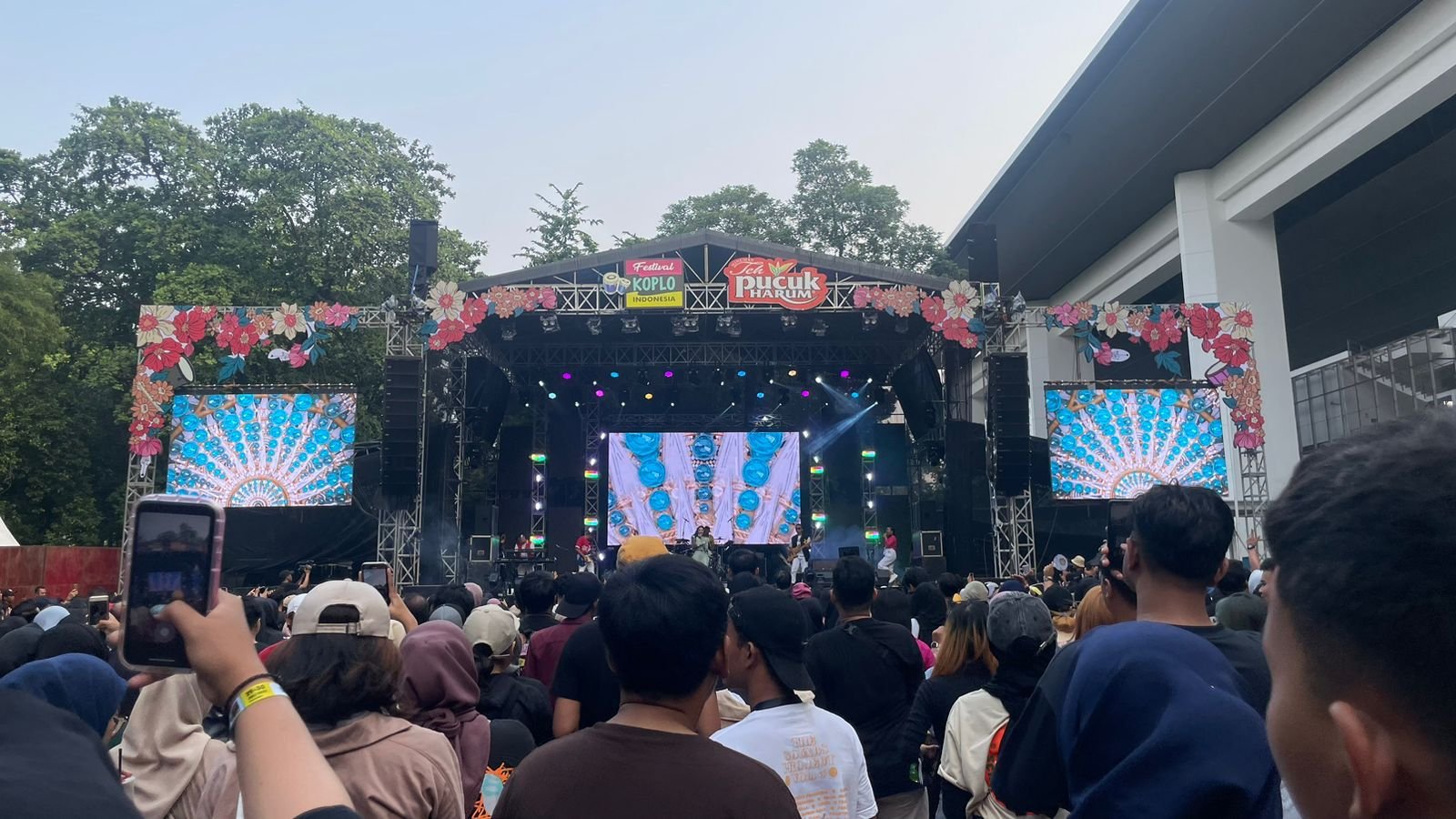 Festival Koplo Menggoyang Milenial, Siti Badriah Tampil Energik