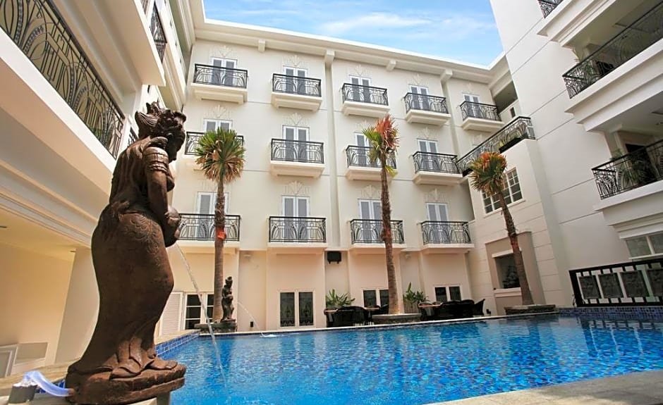 Pendapatan Hotel KOTA Menggeliat