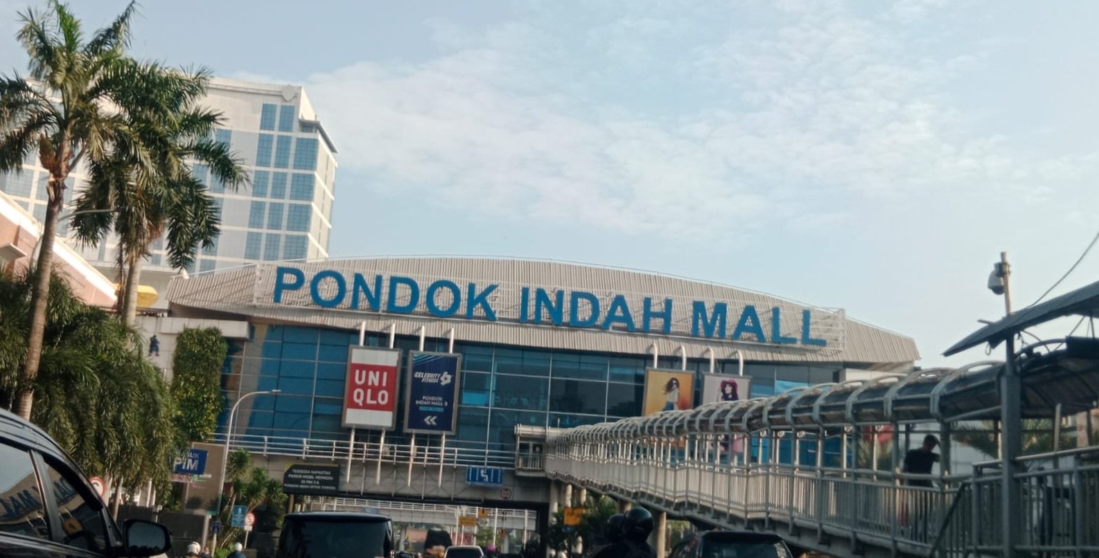 Pendapatan dan Laba Pemilik Pondok Indah Mall Meningkat