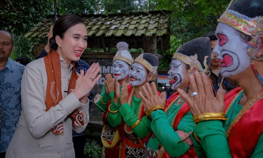 Pariwisata Berbasis Komunitas di Desa Wisata Pentingsari