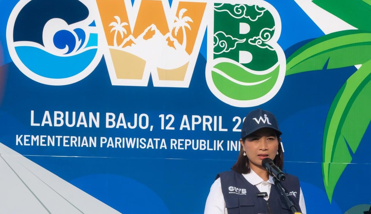 2.000 Orang Kumpulkan Sampah 1 Ton Lebih dalam GWB