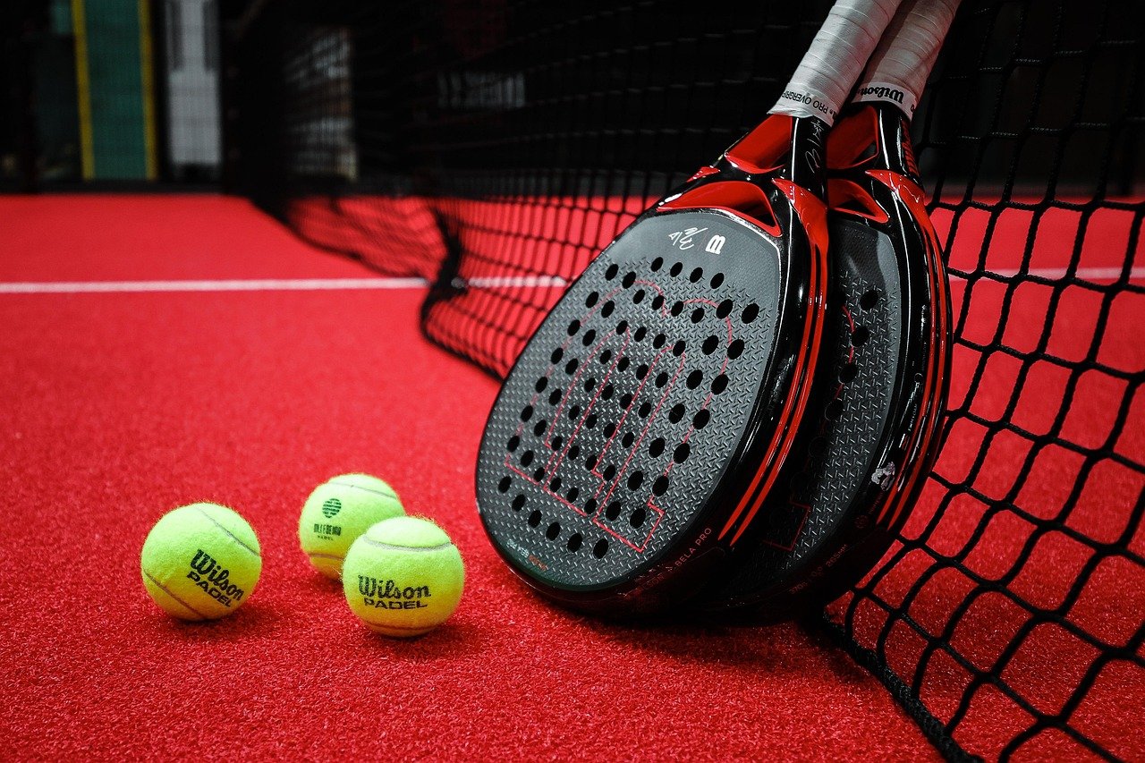 Tips Memilih Raket Padel yang Tepat: Saran dari Para Profesional