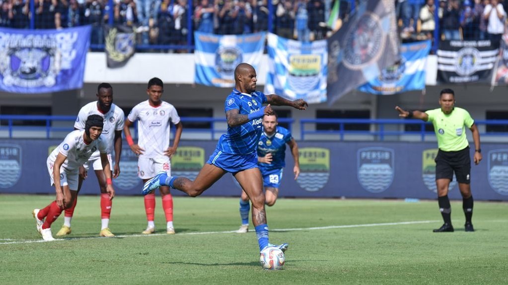 Aura Kewaspadaan akan Membalut Laga Persib Vs PSM Makassar, Ada Link Live Streaming BRI Liga 1
