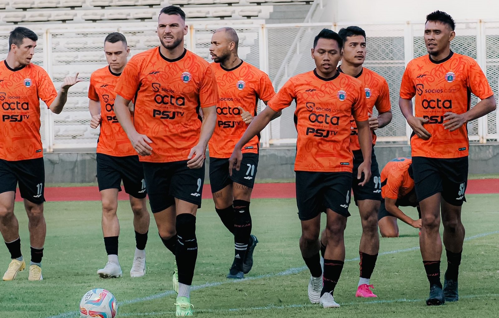 Tujuh Laga Menutup BRI Liga 1 Hari Ini, Cek Link Nonton Persija Vs PSIS