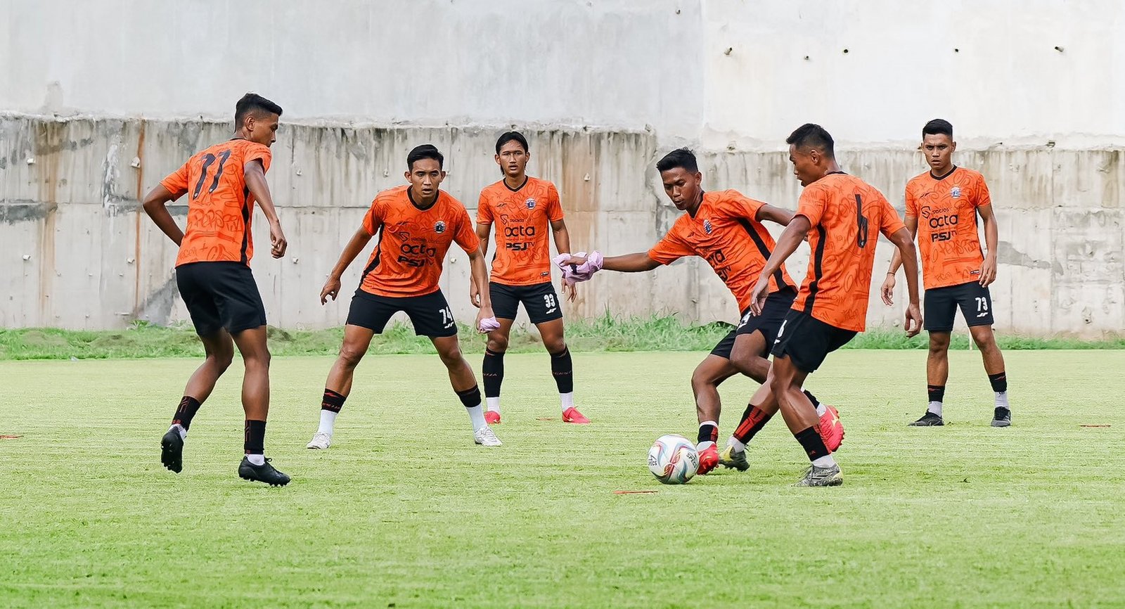 Empat Laga Warnai BRI Liga 1 Hari Ini, Persija Vs Madura United: Ada Link Nonton