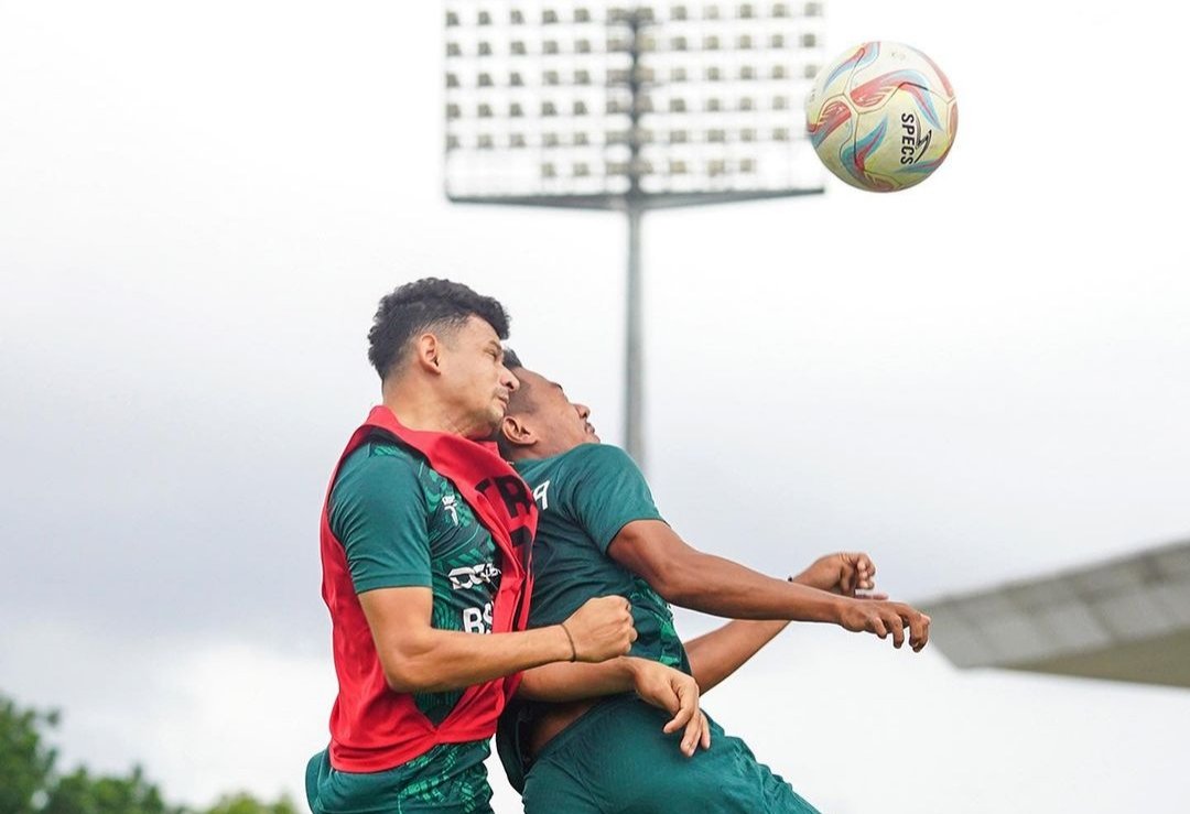 Hari Ini Ada Dua Laga Penentuan Pegadaian Liga 2, Semen Padang Vs PSBS : Cek Link Nonton