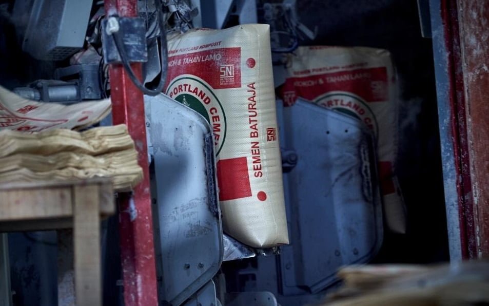 Semen Baturaja (SMBR) Mengantongi Pendapatan Rp1,44 Triliun