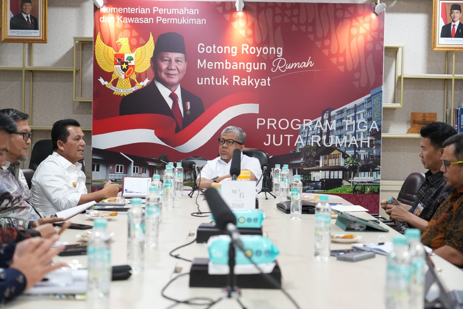 Begini Dialog Wamen PKP dengan Gubernur Kepri