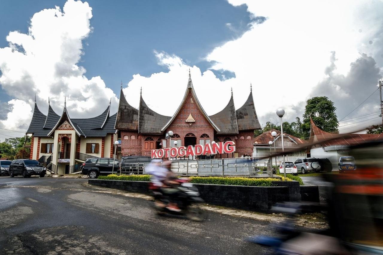 Sumbar Diperkuat sebagai Destinasi Wisata Ramah Muslim dan Gastronomi